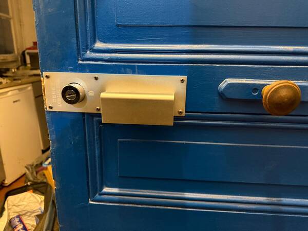 Serrure multipoints point bas de porte