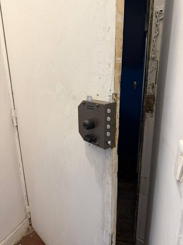 Serrure en applique multipoints Mottura Heracles porte